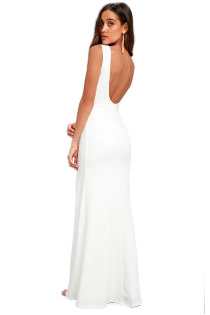 Vestido Longo Com Fenda Costa Nua